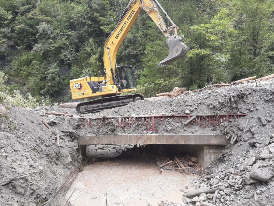 Bagger der Berger GmbH im Einsatz — Bild 3