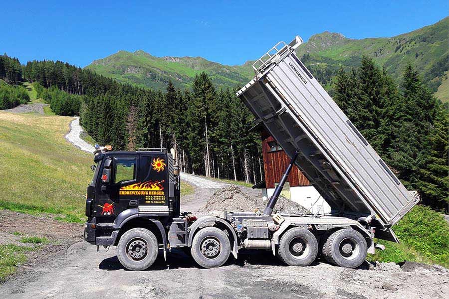 Transportfahrzeuge der Berger GmbH im Einsatz — Bild 4